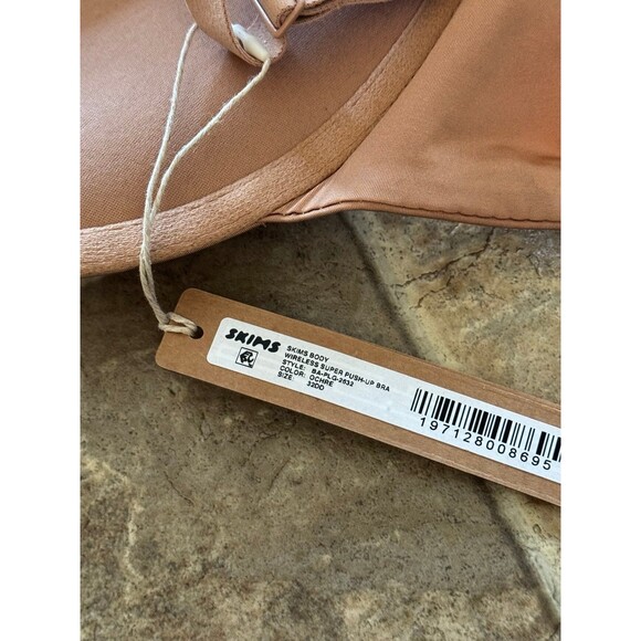 Skims Wireless Form Push-up Plunge Bra Ochre 32DD - Picture 9 of 9